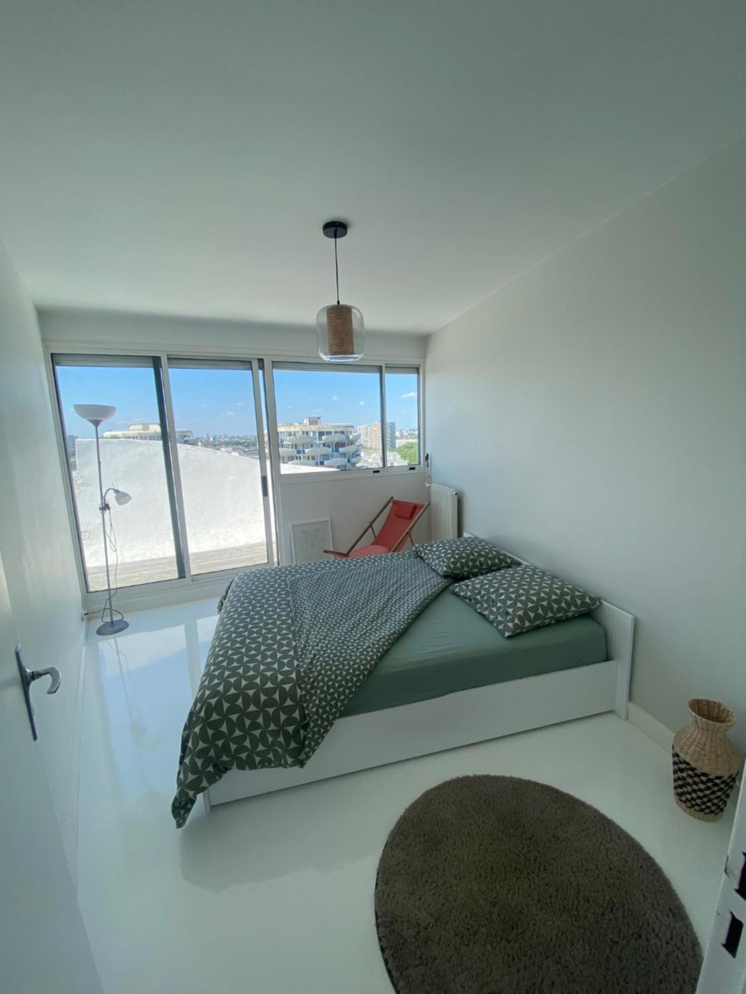14Eme Et Der Etage "Arty" Avec 2 Chambres Et Vue Panoramique ! Creteil Exterior photo